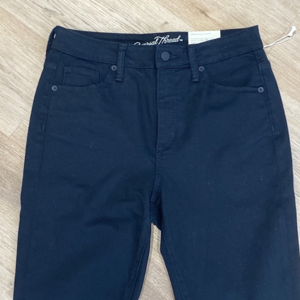 2/$30 āØUniversal Thread High Rise Skinny Jean - Picture 3 of 5